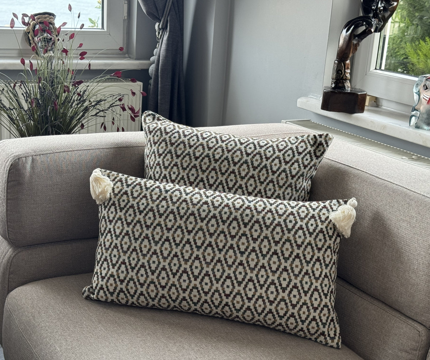 Madur Premium Jacquard Cushion Cover – High-End Two-Tone Jacquard for Modern Spaces